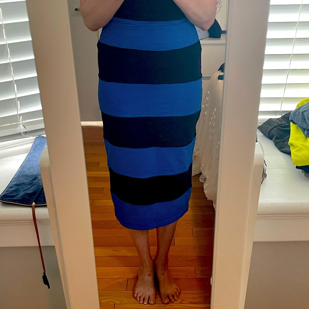 lululemon bodycon pencil skirt